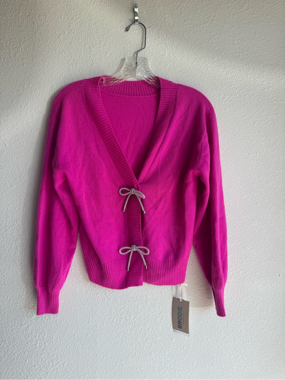 NWT BRODIE CASHMERE Rhinestone Bow Cashmere Cardigan SIZE XS pink